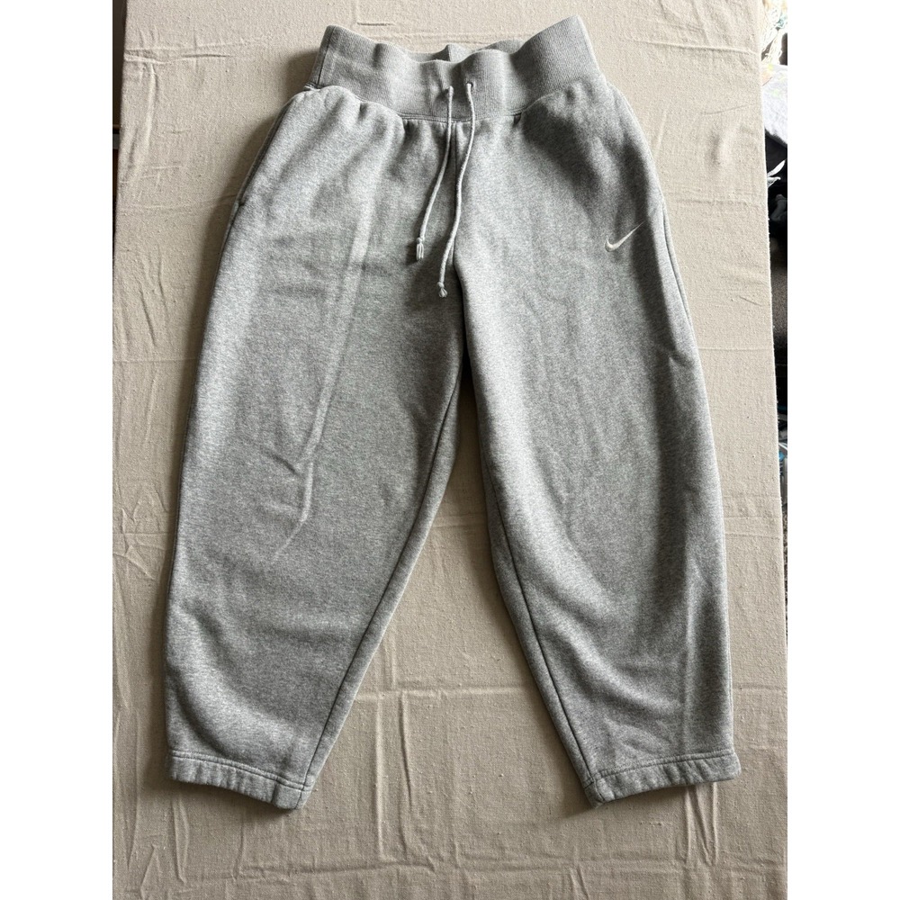 Nike Women's High Ride Wide Leg Sweats Medium